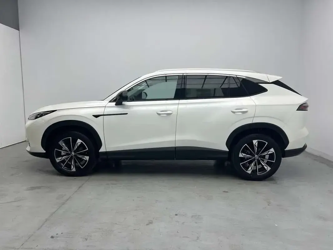 Usado MG HS Comfort 170 CV (125 kW) 2025 Blanco SUV
