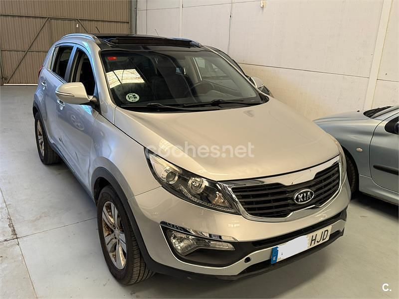 Gris / plata Usado 2012 Kia Sportage SUV | 7500 € (Buen precio) - Imagen 1/4