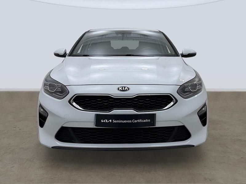 Usado Kia Ceed 100 CV (73 kW) 2021 Blanco Utilitario