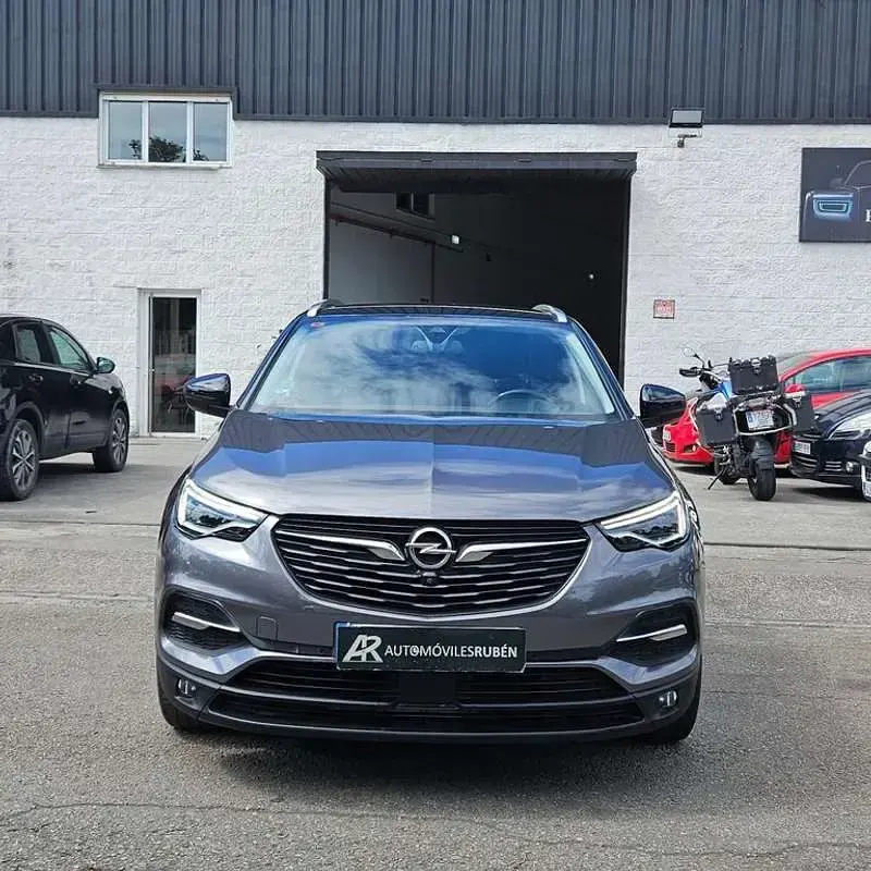 Usado Opel Grandland X Ultimate 131 CV (96 kW) 2021 Gris SUV