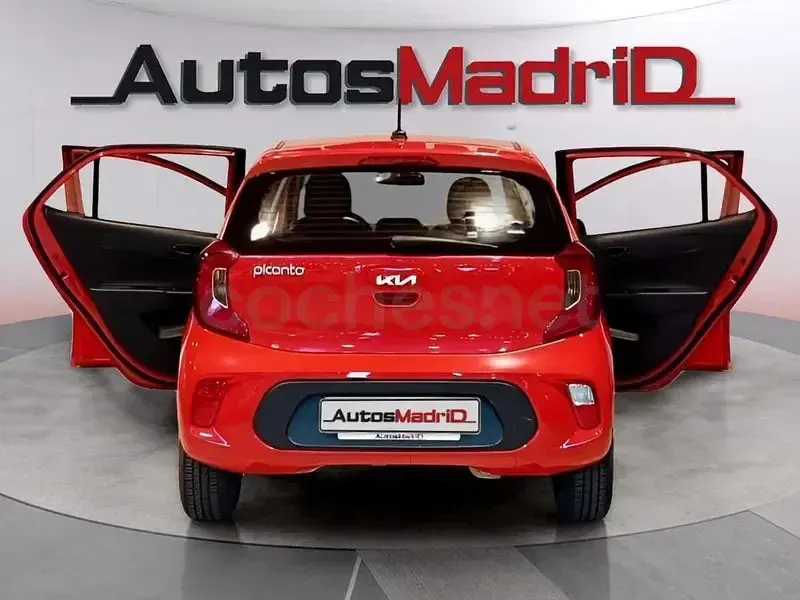 Usado Kia Picanto 67 CV (49 kW) 2022 Rojo Utilitario