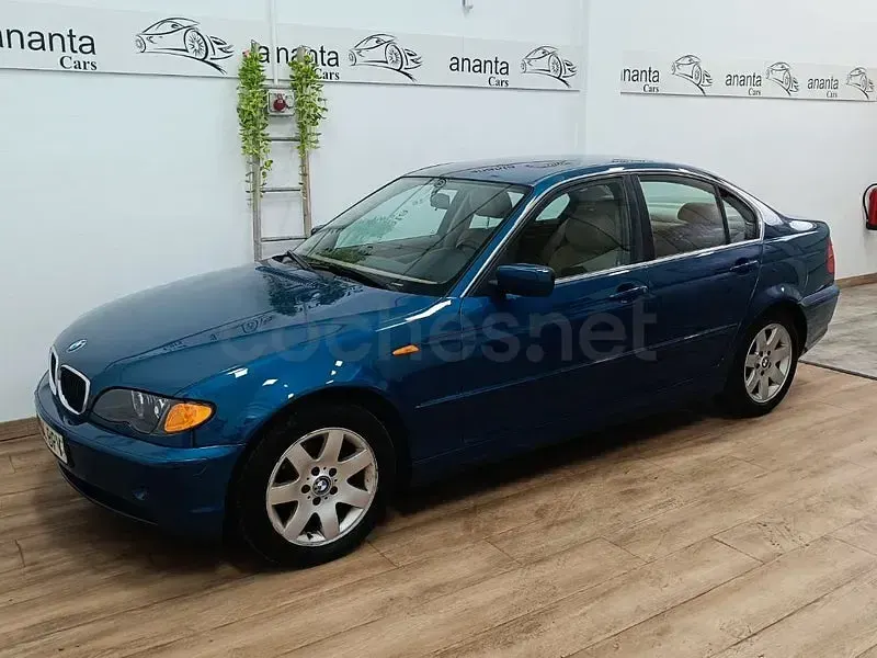 Usado BMW 320 Comfort Edition 170 CV (125 kW) 2001 Azul Berlina