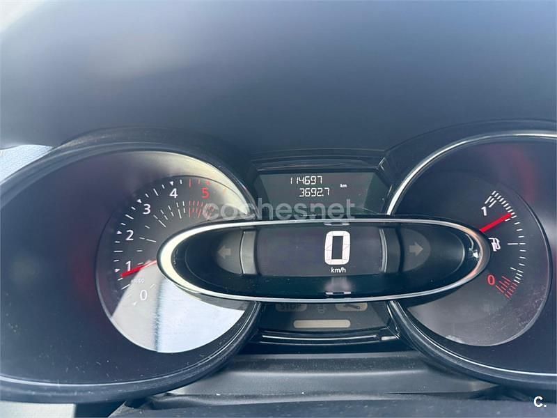 Usado Renault Clio IV Business 75 CV (55 kW) 2018 Blanco Berlina