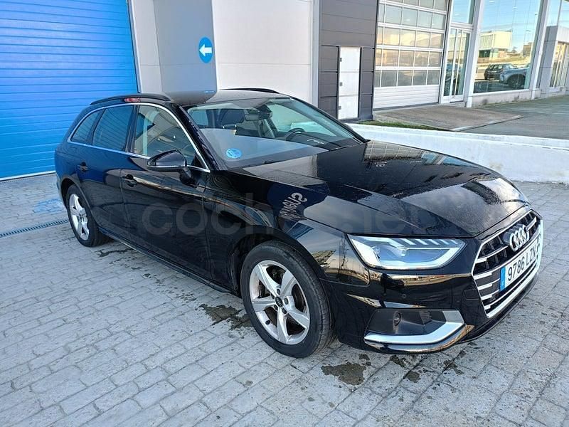 Usado Audi A4 Advanced Plus 163 CV (119 kW) 2022 Negro Familiar