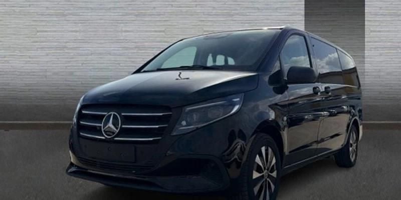 Nuevo Mercedes Vito 136 CV (100 kW) 2026 Negro Van