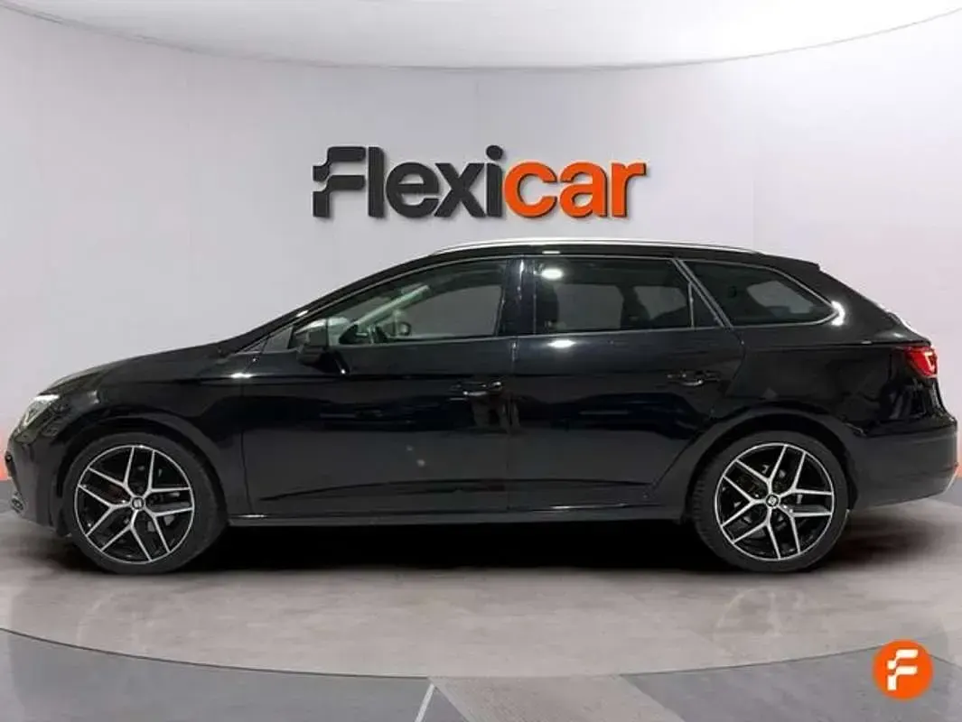 Usado Seat Leon ST FR 150 CV (110 kW) 2019 Negro Familiar