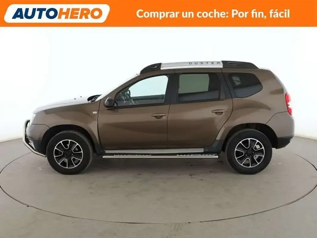 Usado Dacia Duster Black Shadow 110 CV (80 kW) 2017 Marrón SUV