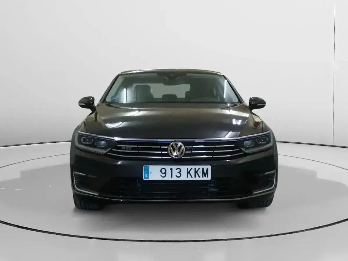 Usado VW Passat GTE 218 CV (160 kW) 2018 Negro Berlina