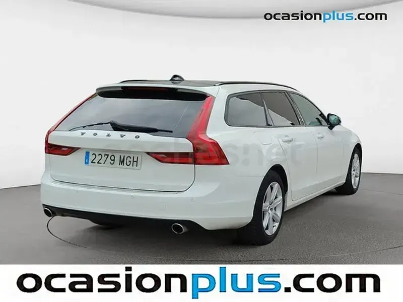 Usado Volvo V90 Momentum 190 CV (139 kW) 2017 Blanco Familiar