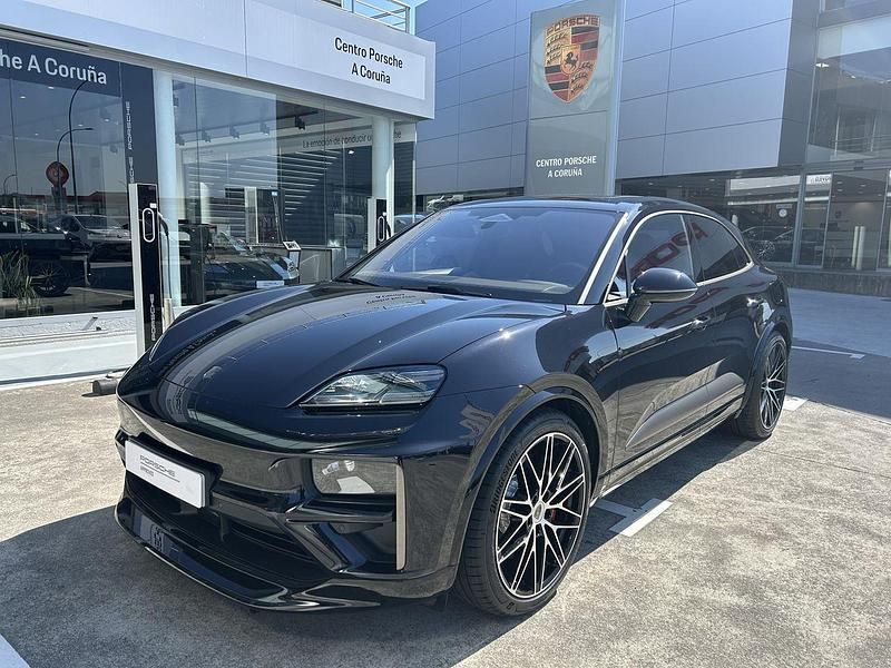 Negro Nuevo 2025 Porsche Macan Turbo SUV | 127.700 € - Imagen 1/4