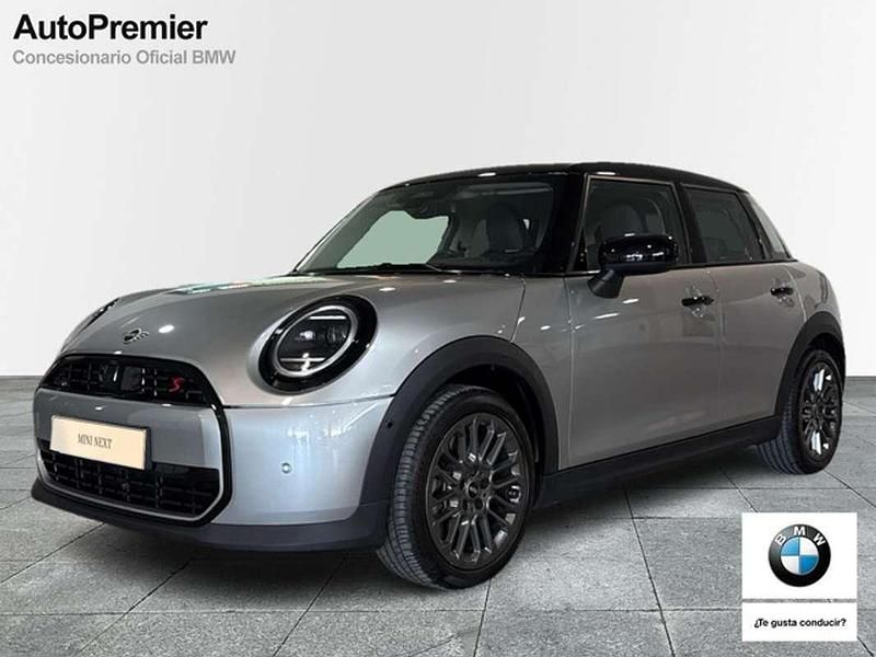 Plateado Usado 2024 Mini Cooper S Essential Utilitario | 34.900 € (Caro) - Imagen 1/4