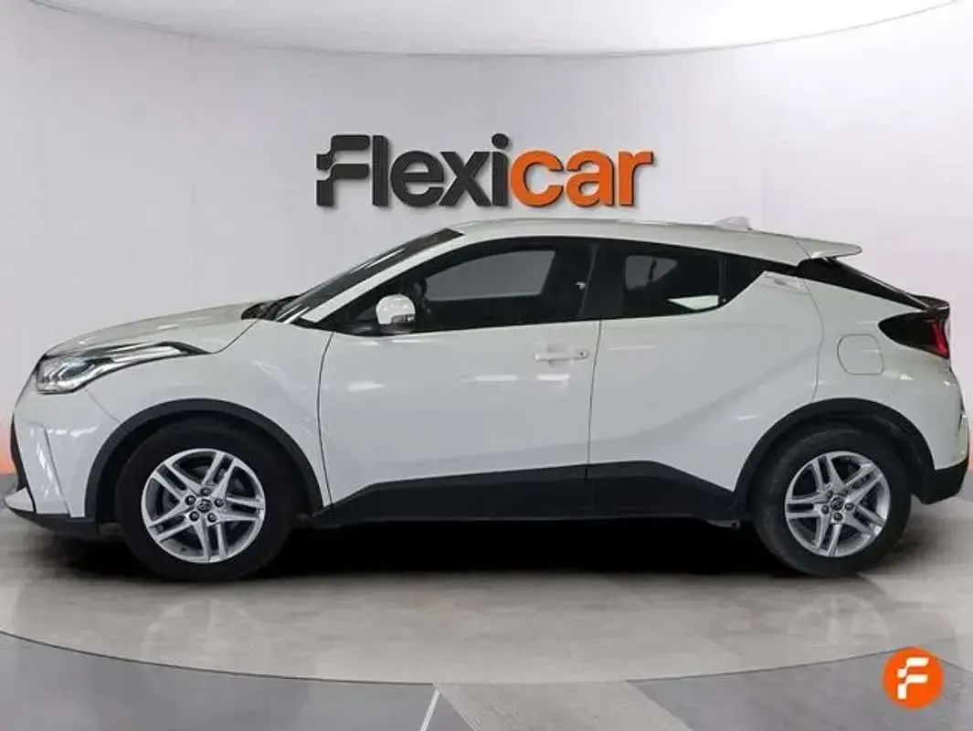 Usado Toyota C-HR Active 122 CV (89 kW) 2022 Blanco SUV
