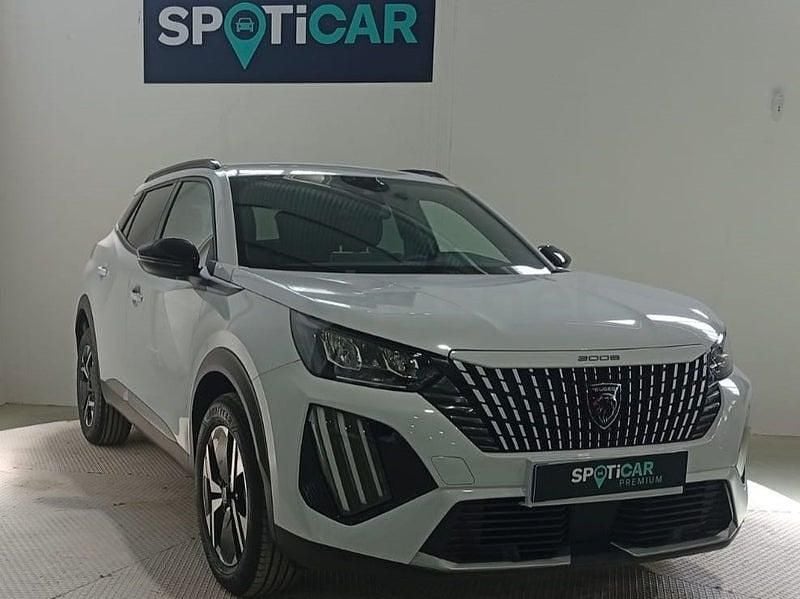 Usado Peugeot 2008 Allure 100 CV (73 kW) 2024 Blanco SUV