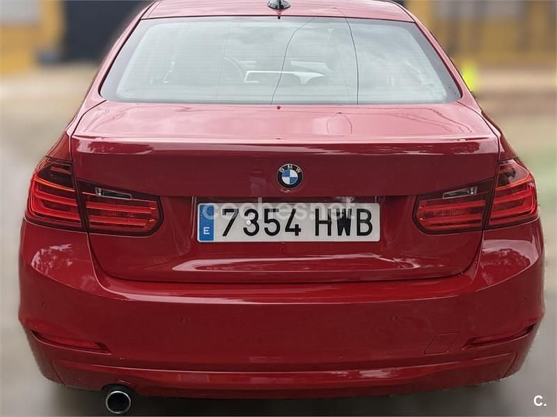 Usado BMW 316 Efficient Dynamics 116 CV (85 kW) 2014 Rojo Berlina