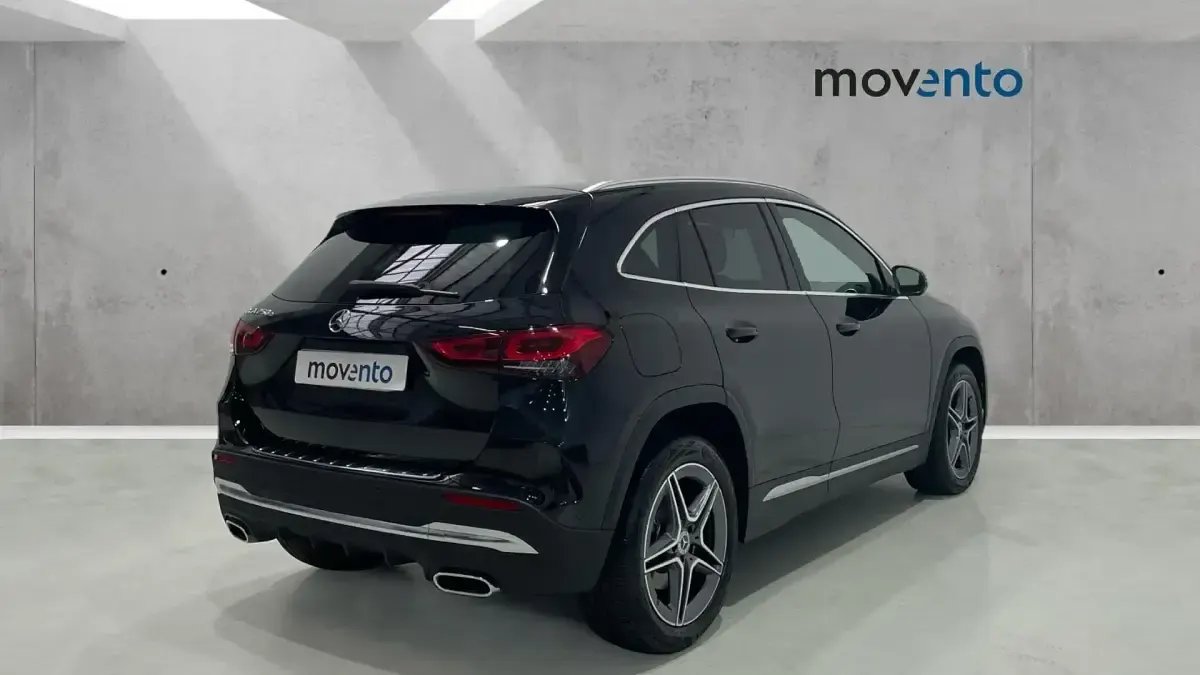 Usado Mercedes GLA250 218 CV (160 kW) 2022 Negro SUV