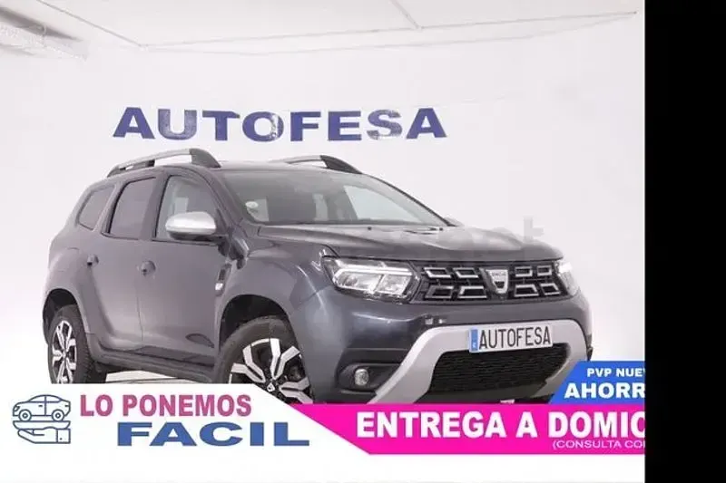 Usado Dacia Duster Prestige 115 CV (84 kW) 2021 Gris / plata SUV