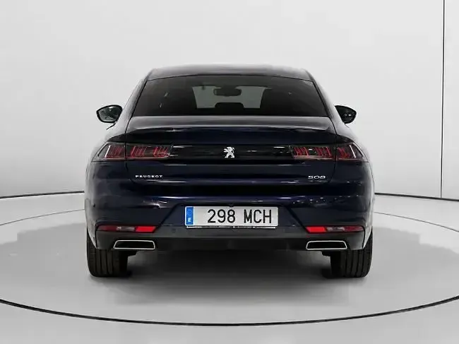 Usado Peugeot 508 Allure 130 CV (95 kW) 2022 Azul Berlina