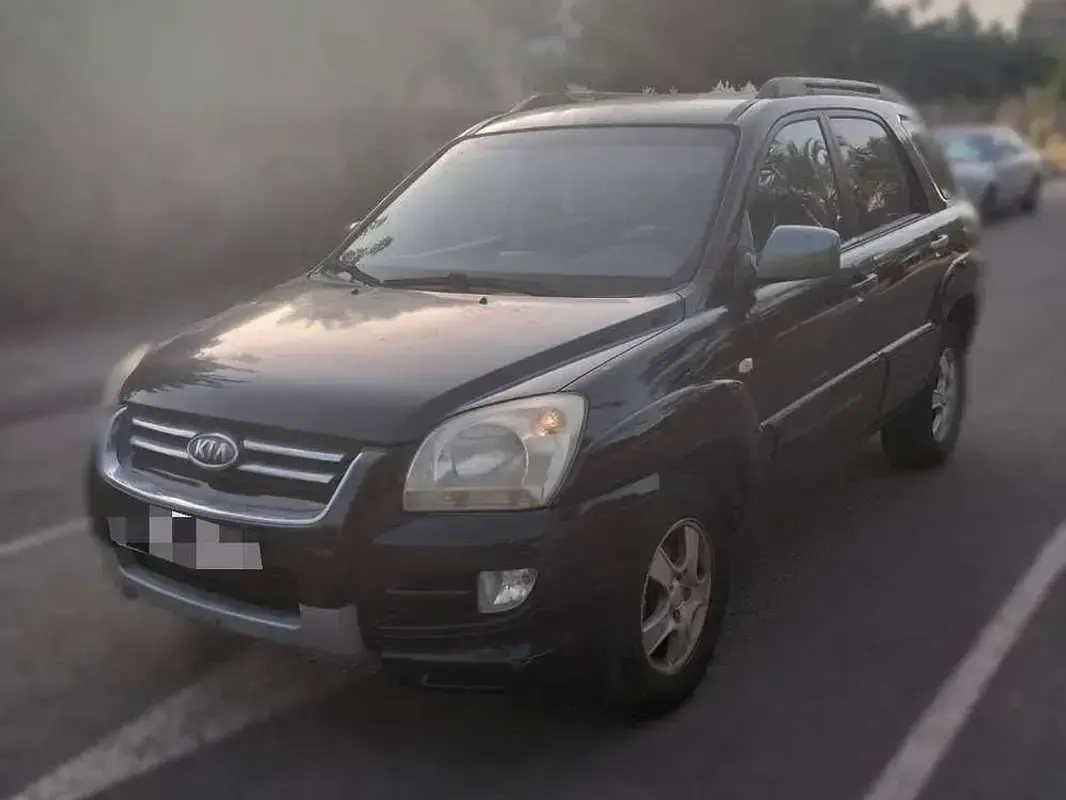Usado Kia Sportage 141 CV (103 kW) 2007 Negro SUV