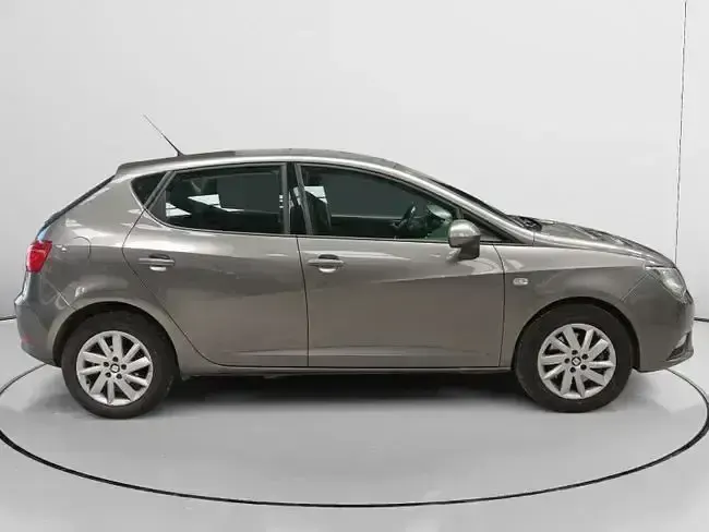 Usado Seat Ibiza Style 105 CV (77 kW) 2015 Gris Berlina