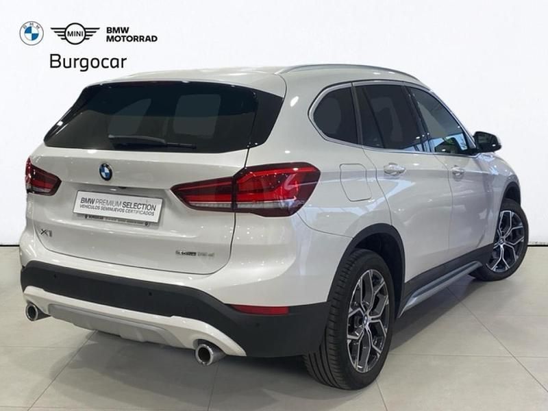 Käytetty BMW X1 Comfort Edition 150 HP (110 kW) 2022 Valkoinen Katumaasturi
