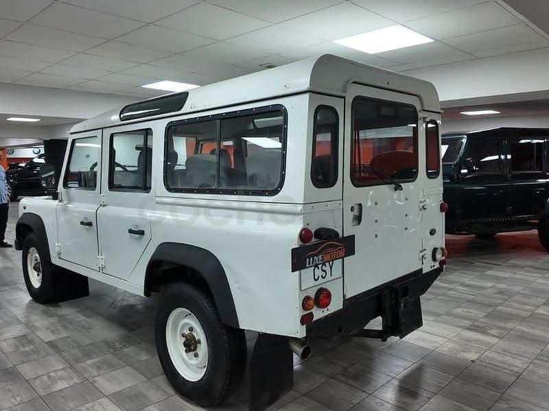 Usado Land Rover Defender SE 122 CV (89 kW) 2004 Blanco Familiar