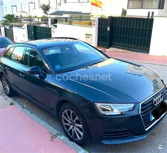 Usado Audi A4 Advanced Plus 150 HP (110 kW) 2019 Preto Carrinha