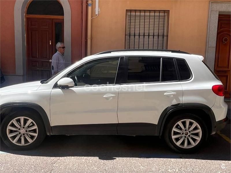 Usado VW Tiguan 140 CV (102 kW) 2014 Blanco SUV
