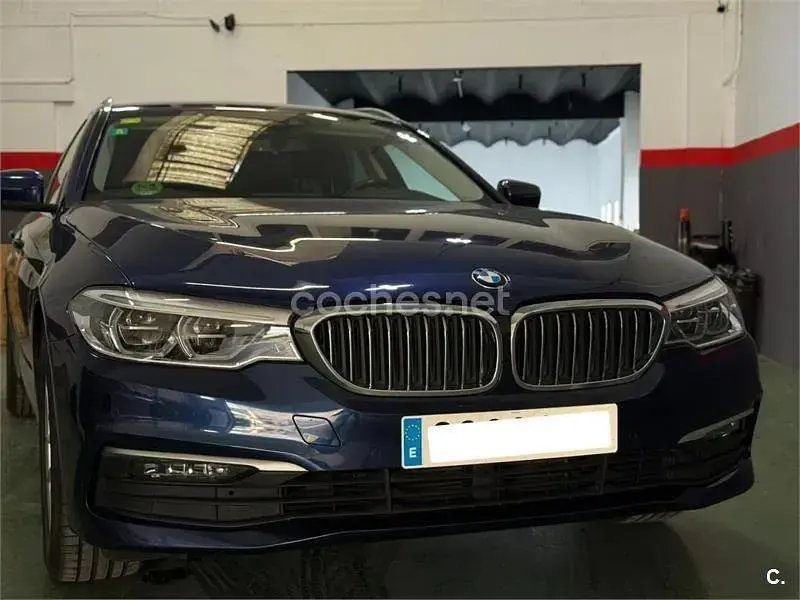 Usado BMW 520 190 CV (139 kW) 2019 Azul Familiar
