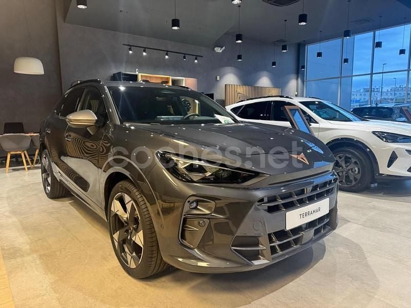 Gris / plata Nuevo 2025 Cupra Terramar SUV | 38.690 € (Precio justo) - Imagen 1/4