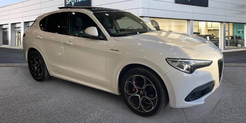 Usado Alfa Romeo Stelvio Veloce 209 CV (153 kW) 2020 Blanco SUV
