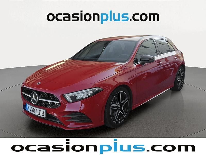 Usado Mercedes A180 136 CV (100 kW) 2019 Rojo Utilitario