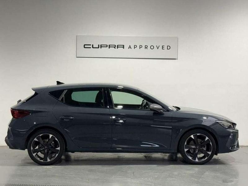 Occasion Cupra Leon 150 PK (110 kW) 2025 Blauw Hatchback