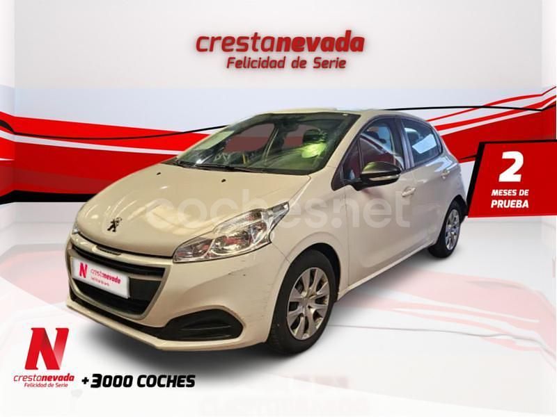 Blanco Usado 2018 Peugeot 208 Utilitario | 9490 € (Precio justo) - Imagen 1/4