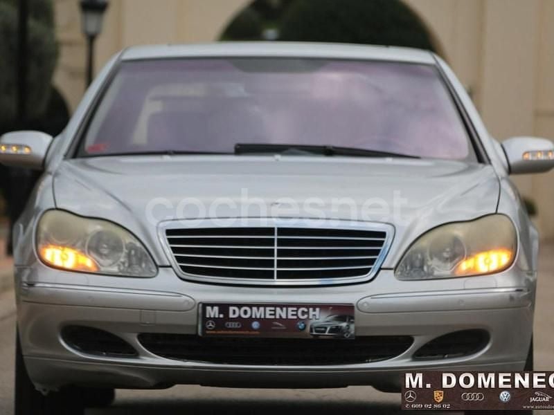 Usado Mercedes S500 306 CV (225 kW) 2004 Gris / plata Berlina