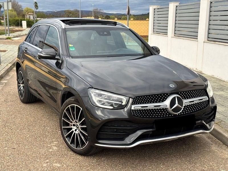 Usado Mercedes GLC220 194 CV (142 kW) 2020 Gris / plata SUV