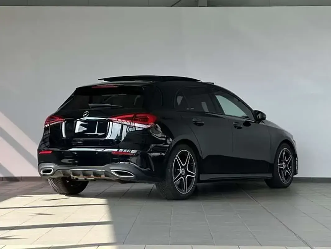Usado Mercedes A250 AMG 226 CV (166 kW) 2022 Negro Utilitario