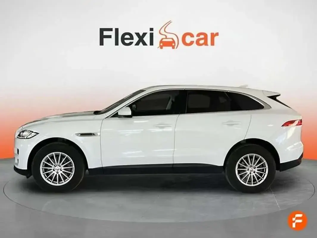 Usado Jaguar F-Pace Prestige 180 CV (132 kW) 2017 Blanco SUV