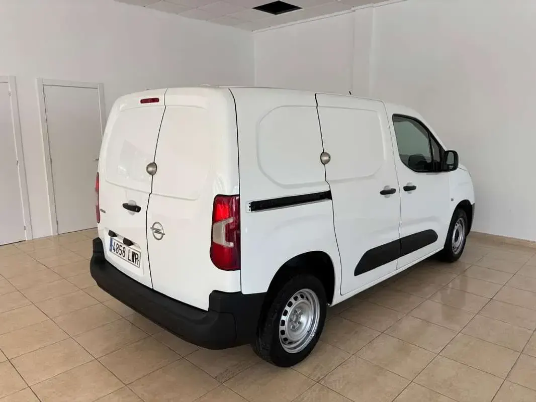 Usado Opel Combo S 99 CV (72 kW) 2022 Monovolumen