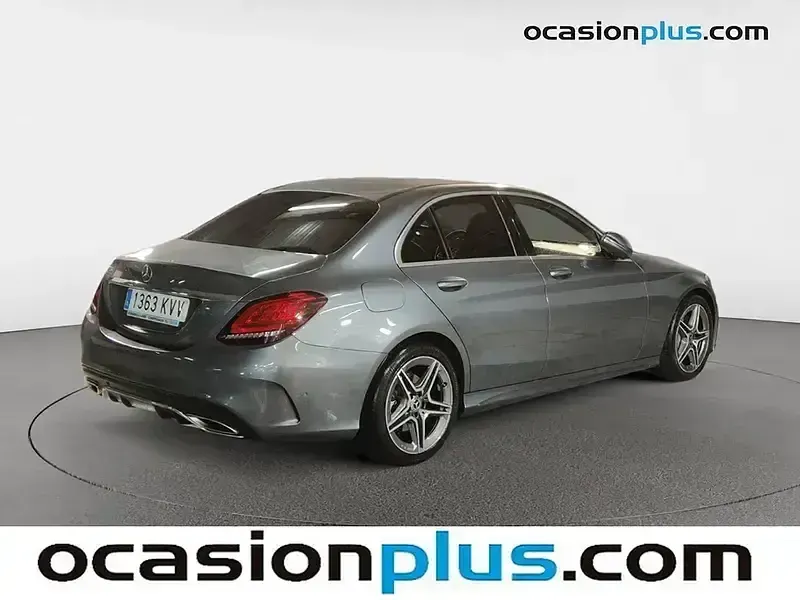 Usado Mercedes C300 258 CV (189 kW) 2019 Gris / plata Berlina