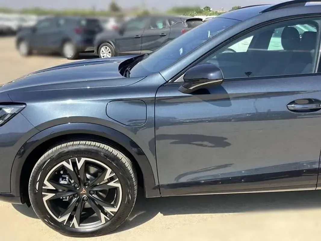 Nuevo Cupra Formentor 150 CV (110 kW) 2025 Gris SUV