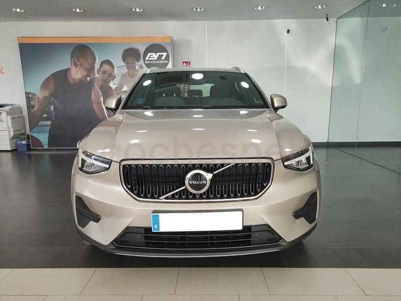 Usado Volvo XC40 Core 163 CV (119 kW) 2023 Beige SUV