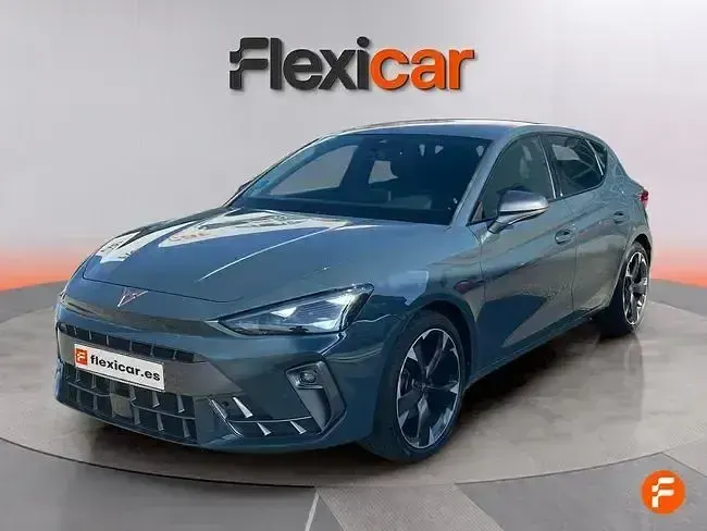 Usado Cupra Leon 150 CV (110 kW) 2025 Gris