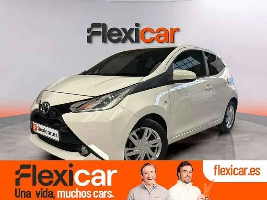 Usado Toyota Aygo X-cite 72 CV (52 kW) 2016 Utilitario