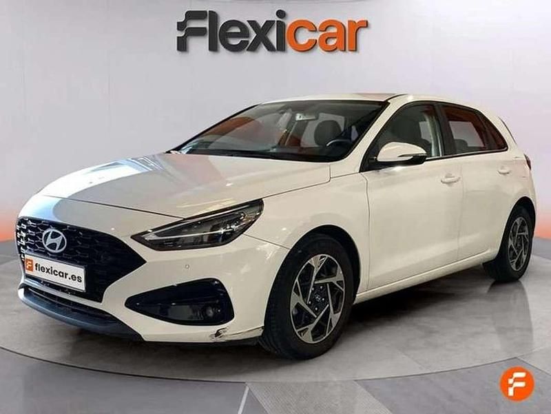 Brugt Hyundai i30 120 HK (88 kW) 2024 Hvid Sedan