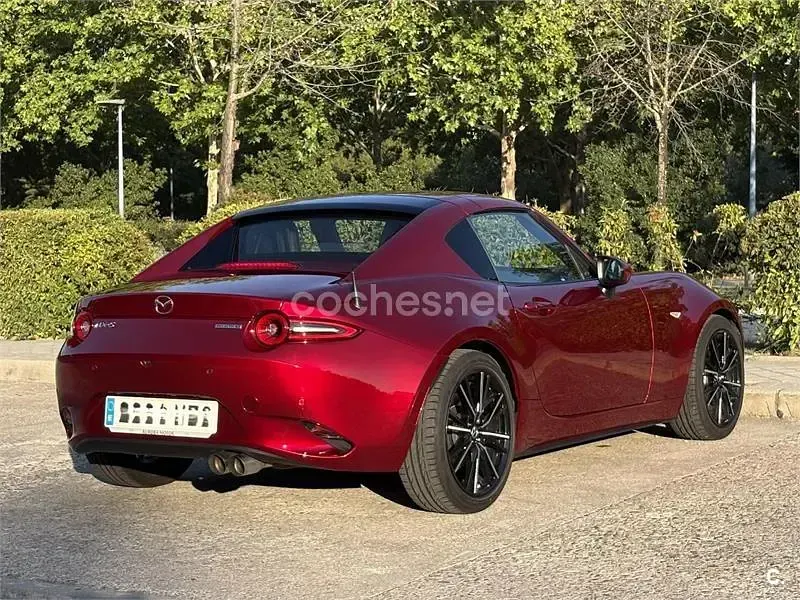 Usado Mazda MX5 Exclusive-Line 184 CV (135 kW) 2025 Rojo Descapotable