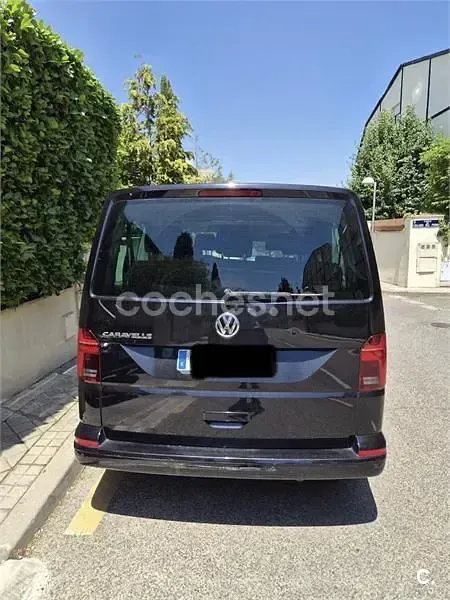 Usado VW Caravelle 150 CV (110 kW) 2022 Negro Van