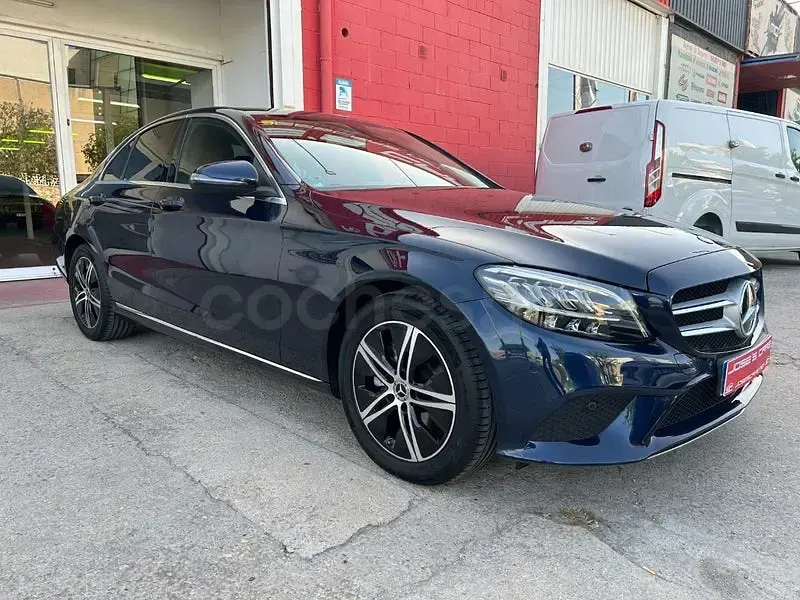 Usado Mercedes C200 160 CV (117 kW) 2020 Azul Berlina