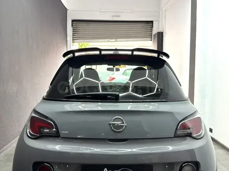 Usado Opel Adam S 150 CV (110 kW) 2015 Gris / plata Utilitario