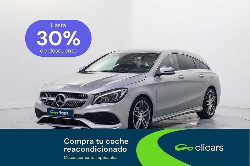 Usado Mercedes CLA200 Shooting Brake 136 CV (100 kW) 2017 Gris Familiar