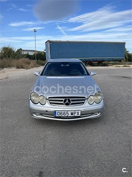 Gris / plata Usado 2003 Mercedes CLK270 Elegance Coupe | 4500 € (Un poco caro) - Imagen 1/4